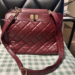 Badgley Mischka Elegant Quilted Plum/Burgundy Shoulder Bag With Detachable Strap